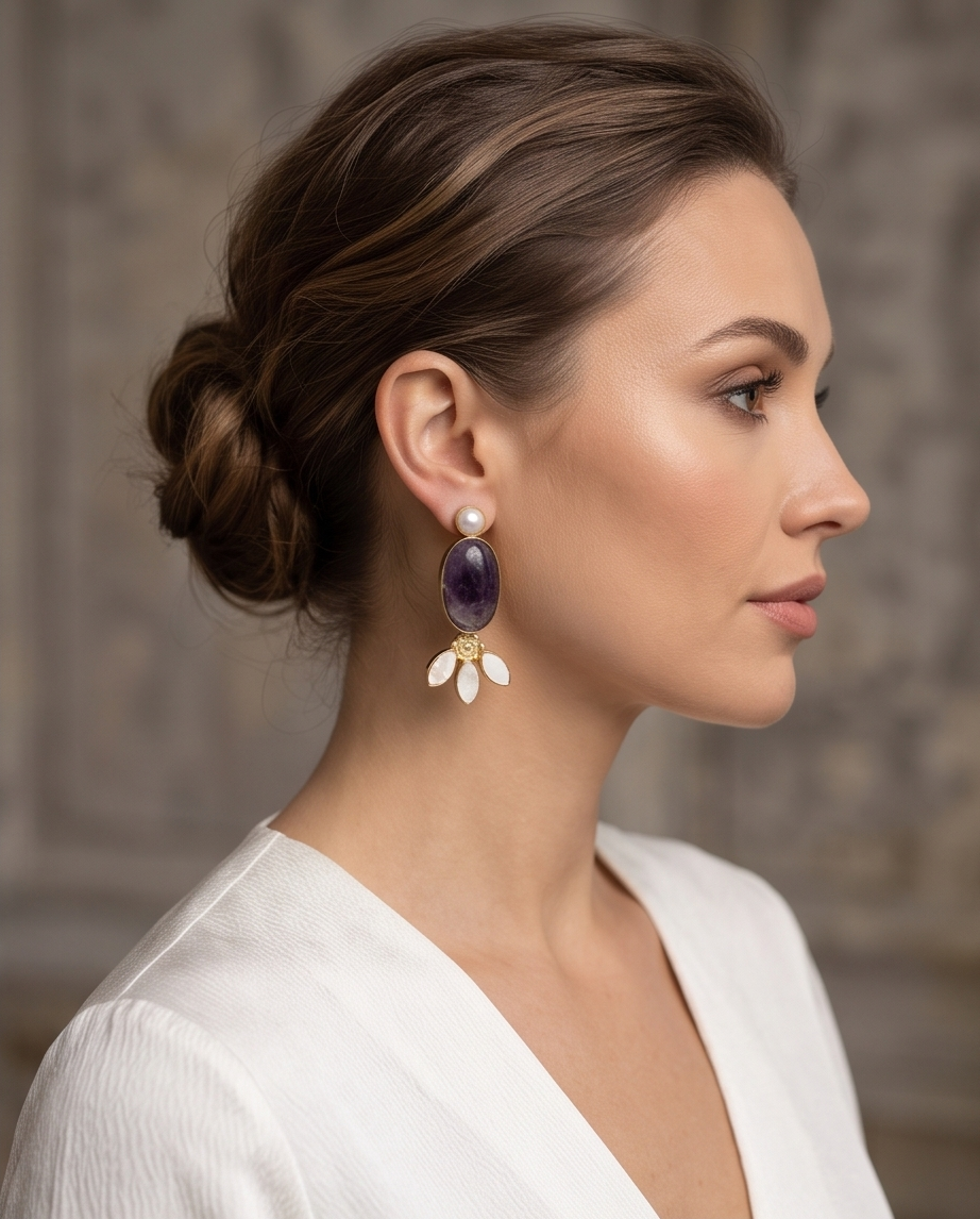 Boucles d’oreilles Fleurs Sauvages clous. Améthyste, perle de culture & nacre