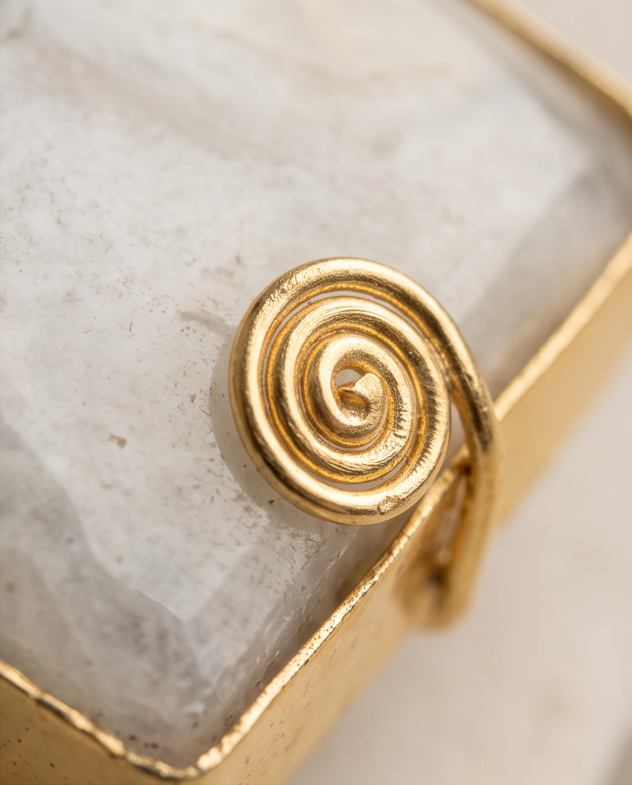 Bague statementcabochon pierre de lune - View 6 - Unique handmade piece