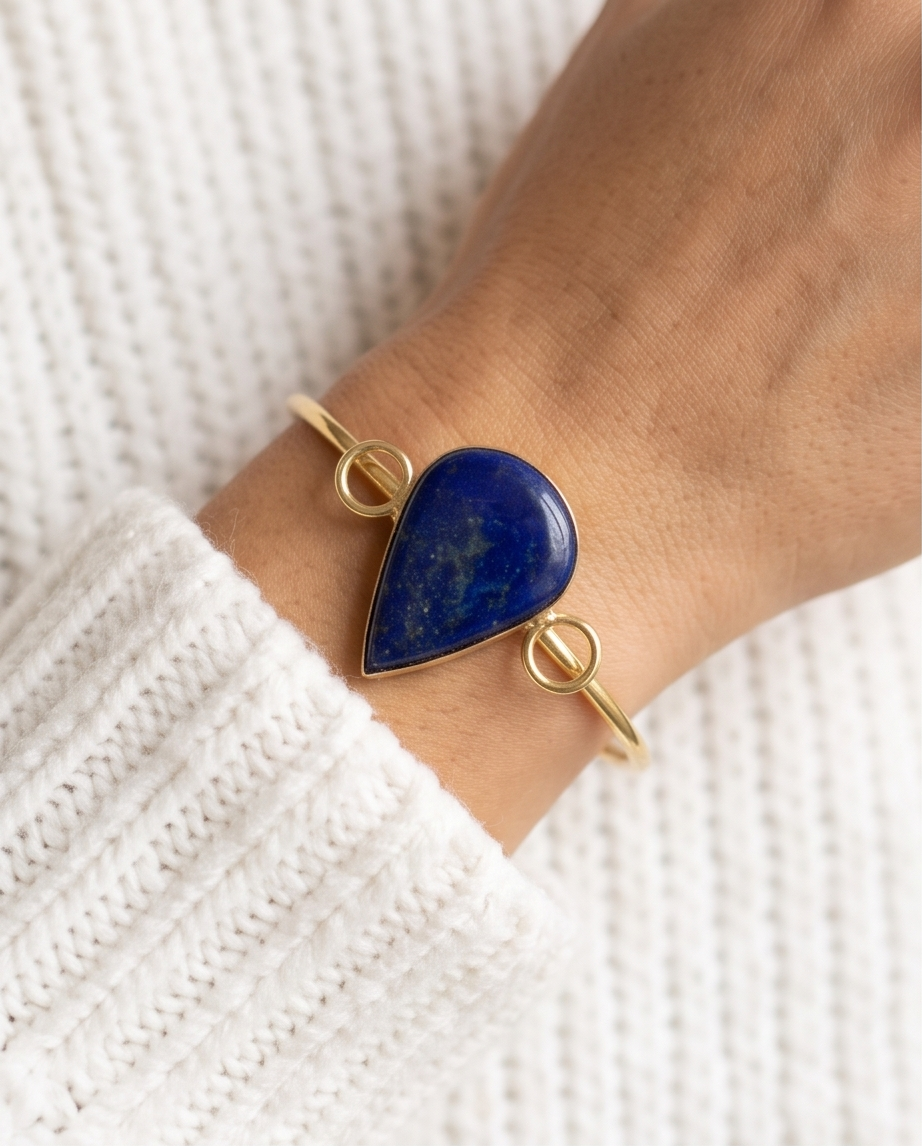 Bracelet jonc lapis-lazuli goutte et cercles dorés - Beeld 3 - Uniek handgemaakt sieraad